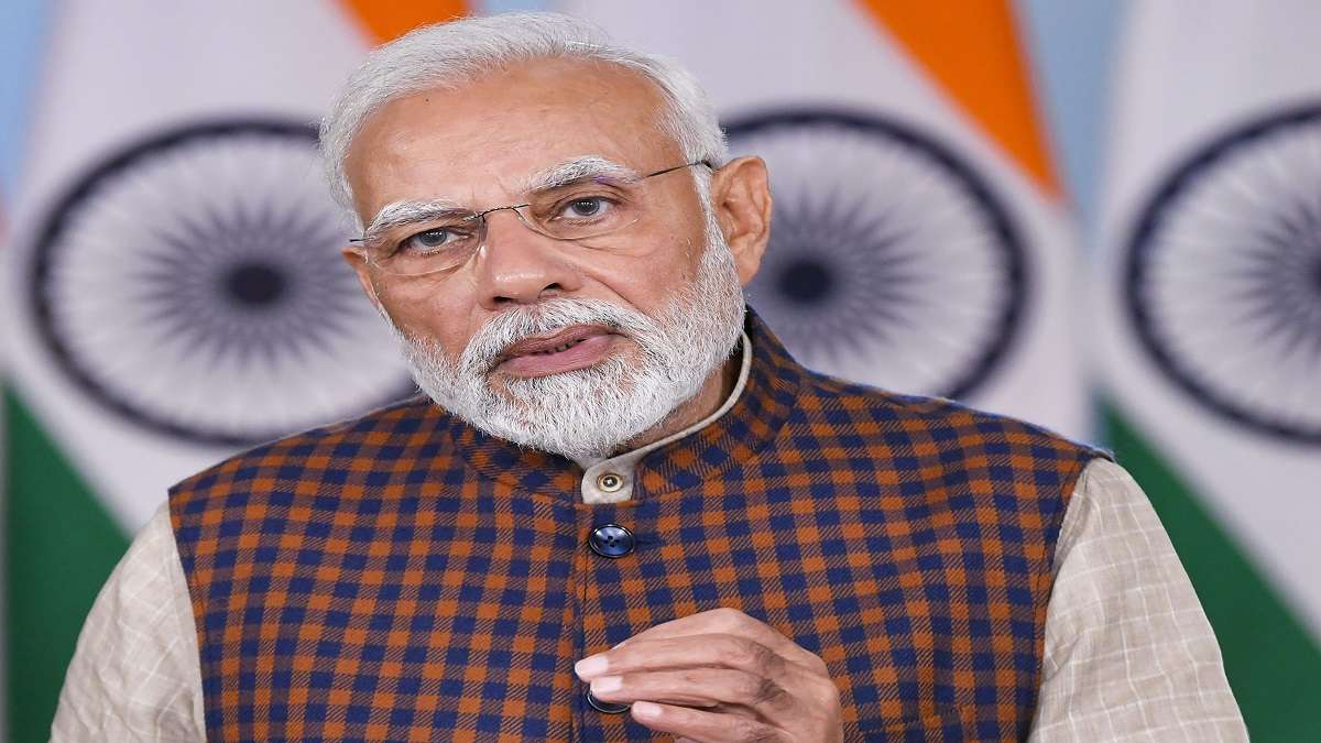 कोरोना की नई लहर की आशंका पर बड़ा एक्शन, PM मोदी का टेस्टिंग और जीनोम सीक्वेंसिंग बढ़ाने पर जोर